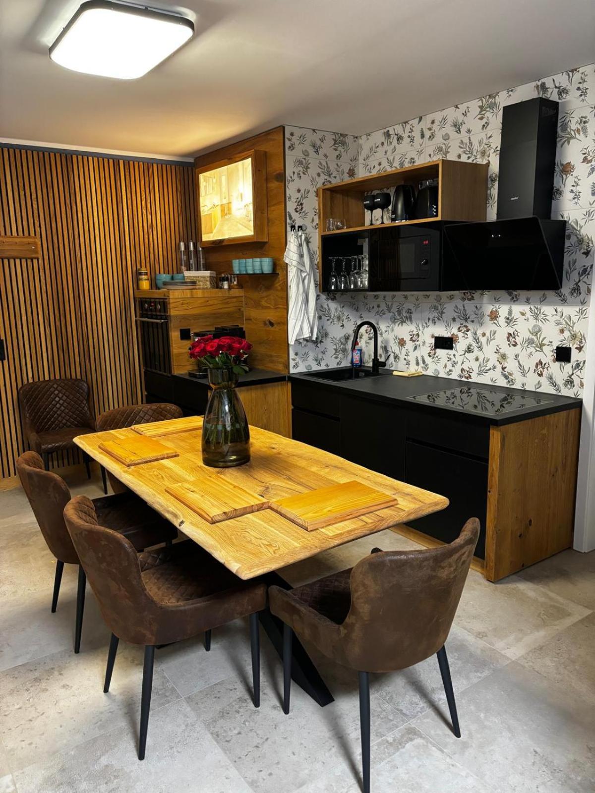 Huebner Apartments Ерфурт Екстер'єр фото